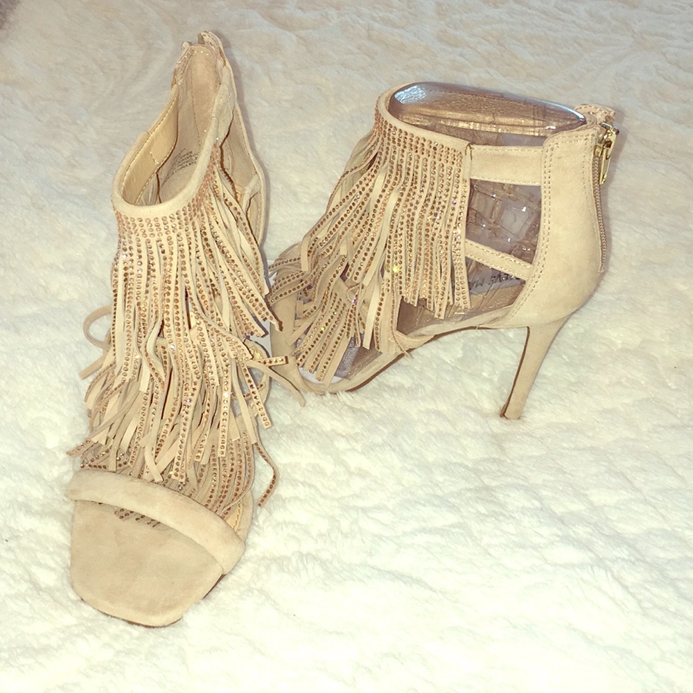 Steve Madden FringeLYR Tan and Blush Heels (NWB)